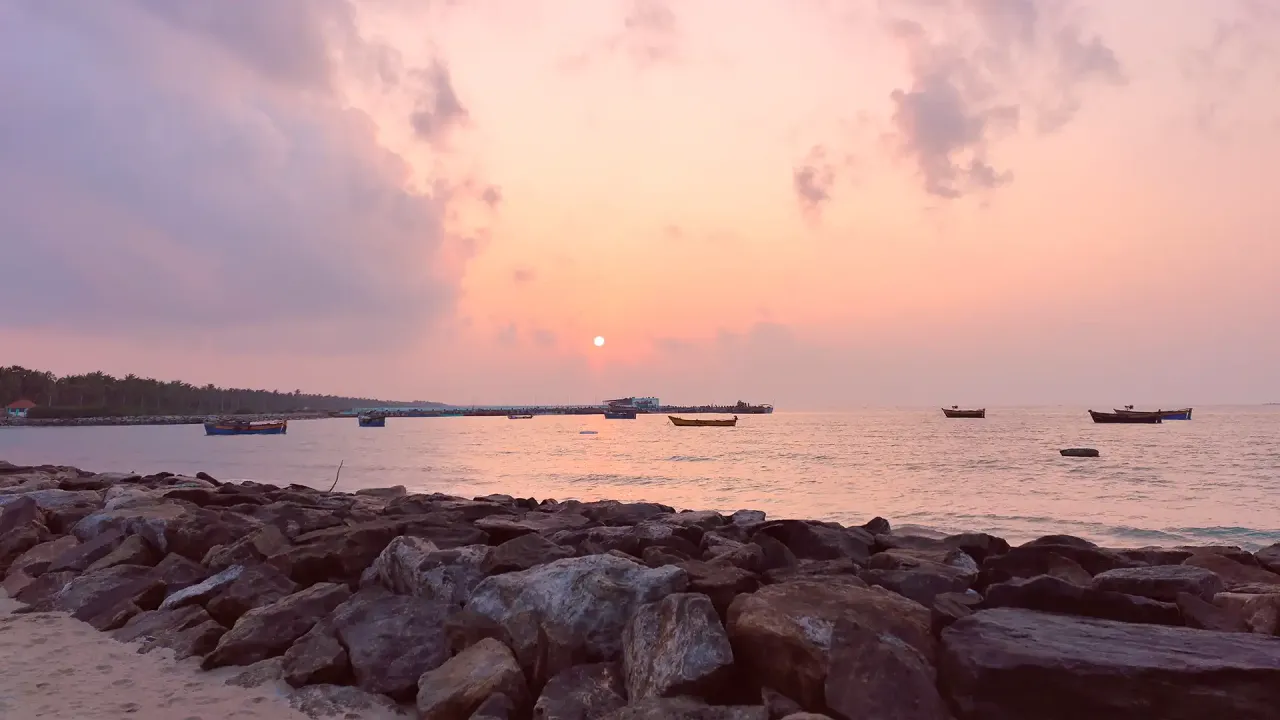 Kunthukal Beach